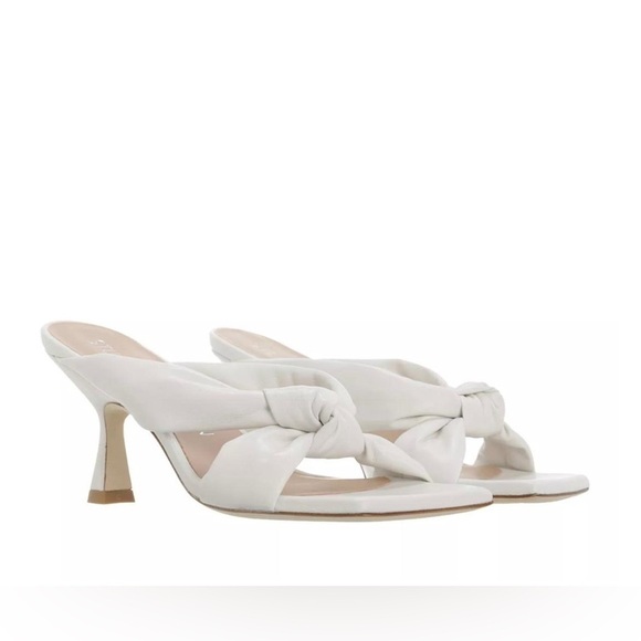 Stuart Weitzman Shoes - Stuart Weitzman Playa 75 Knot Sandal in White Leather - NWT